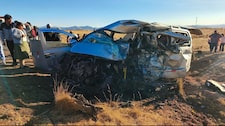 ¡Tragedia en Puno!: Mueren 5 pasajeros en choque de camioneta y minivan