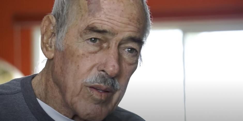 Roberto Palazuelos informó que el recordado galán de telenovelas fue hospitalizado el miércoles 6 de julio (Foto: Canal de YouTube de Andrés García)