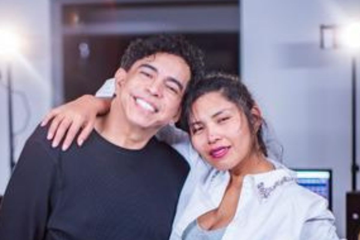 Ernesto Pimentel cantará con Yarita Lizeth.