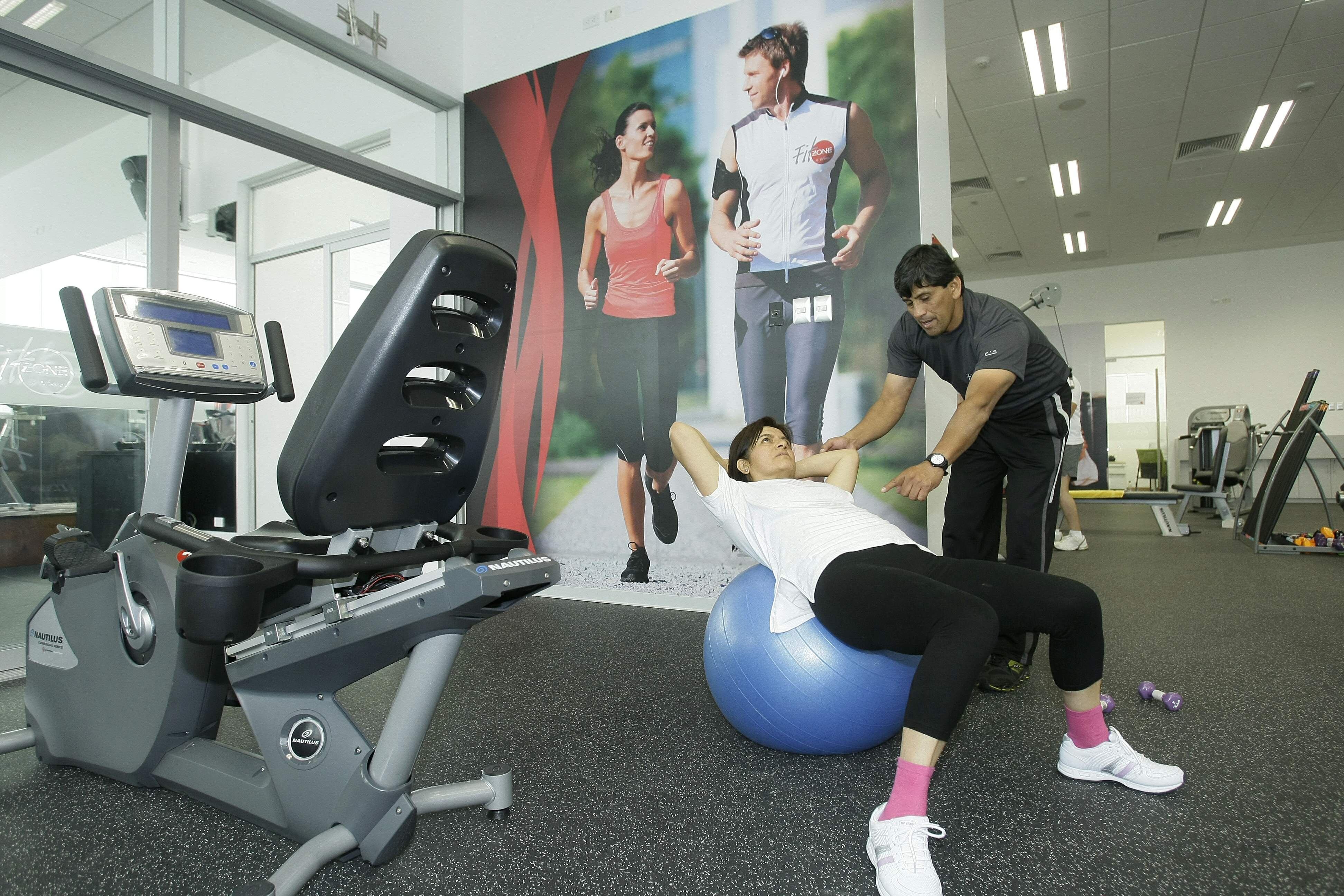 BANCO DE CREDITO, AGENCIA DE LA AVENIDA HUAYLAS, CHORRILLOS