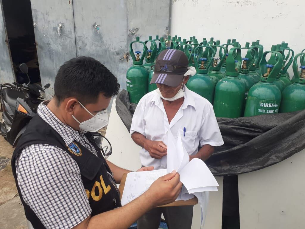 Ucayali. De los 100 balones de oxígeno, 57 estaban vacíos. (PNP)
