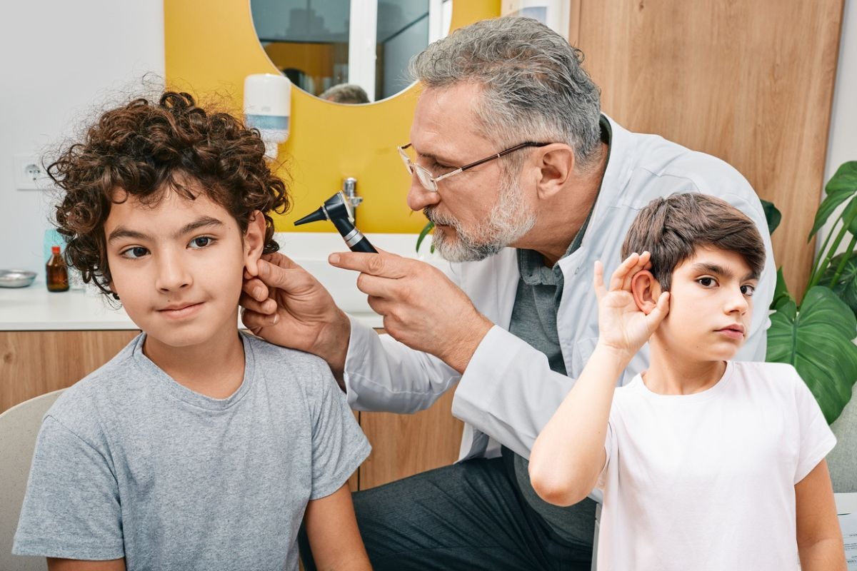 No dejes pasar las señales de alerta. Acude al médico. Fotos: Composición / iStock.