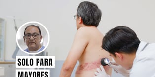 El geriatra Carlos Sandoval brinda información clave sobre el herpes zóster en el adulto mayor, una enfermedad que puede dejar secuelas dolorosas incluso después de desaparecer las lesiones. Foto: Istock.
