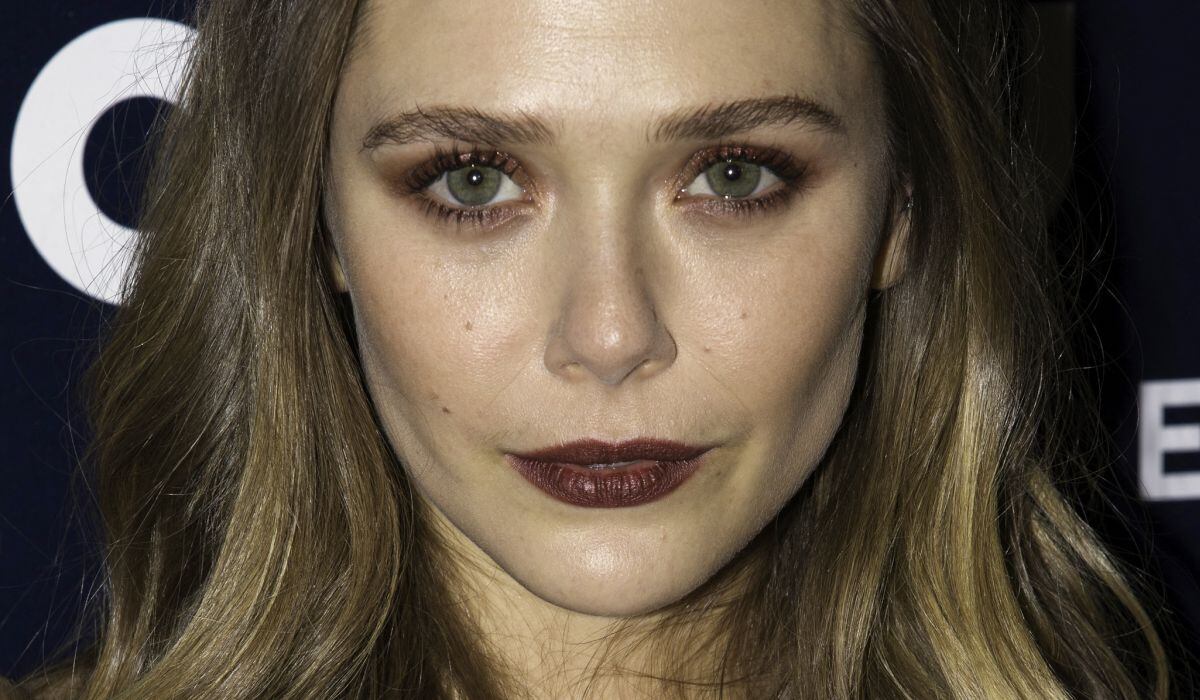 Elizabeth Olsen llega a la 74° fiesta anual de los Globos de Oro de NBC Universal en el Hotel Beverly Hilton el 8 de enero de 2017 en Beverly Hills, California (Foto: John Fredricks / AFP)