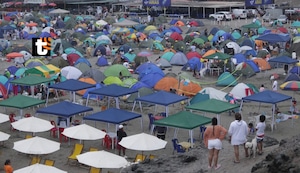 Miles recibieron Año Nuevo en la playa