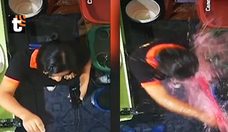 ¡De terror! Sujeto arroja balde de gasolina a mesera y amenaza con quemarla viva en restaurante lleno de ...