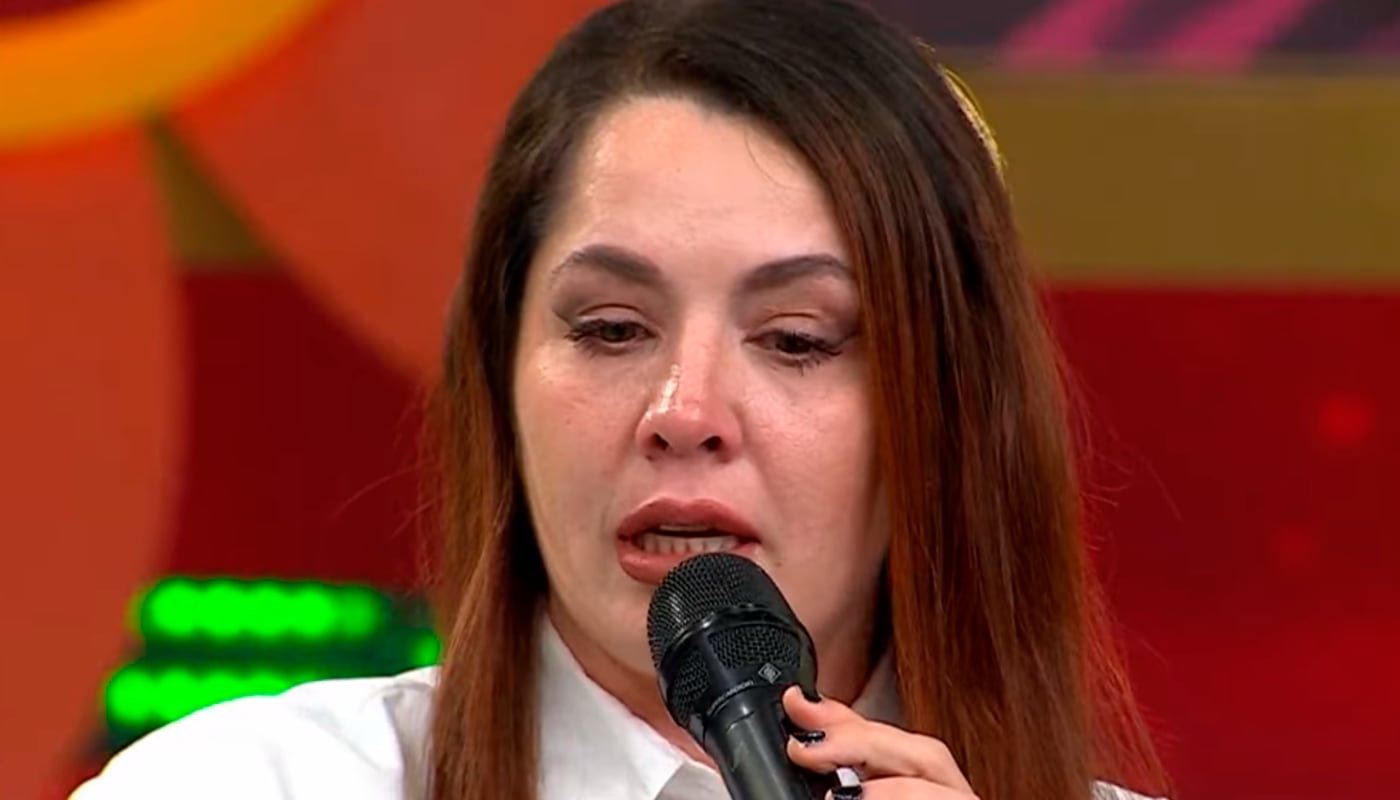 Yiddá Eslava entre lágrimas asegura que no intentó obligar al público a que vean su película 'La Habitación Negra' | Foto: América Televisión (YouTube)