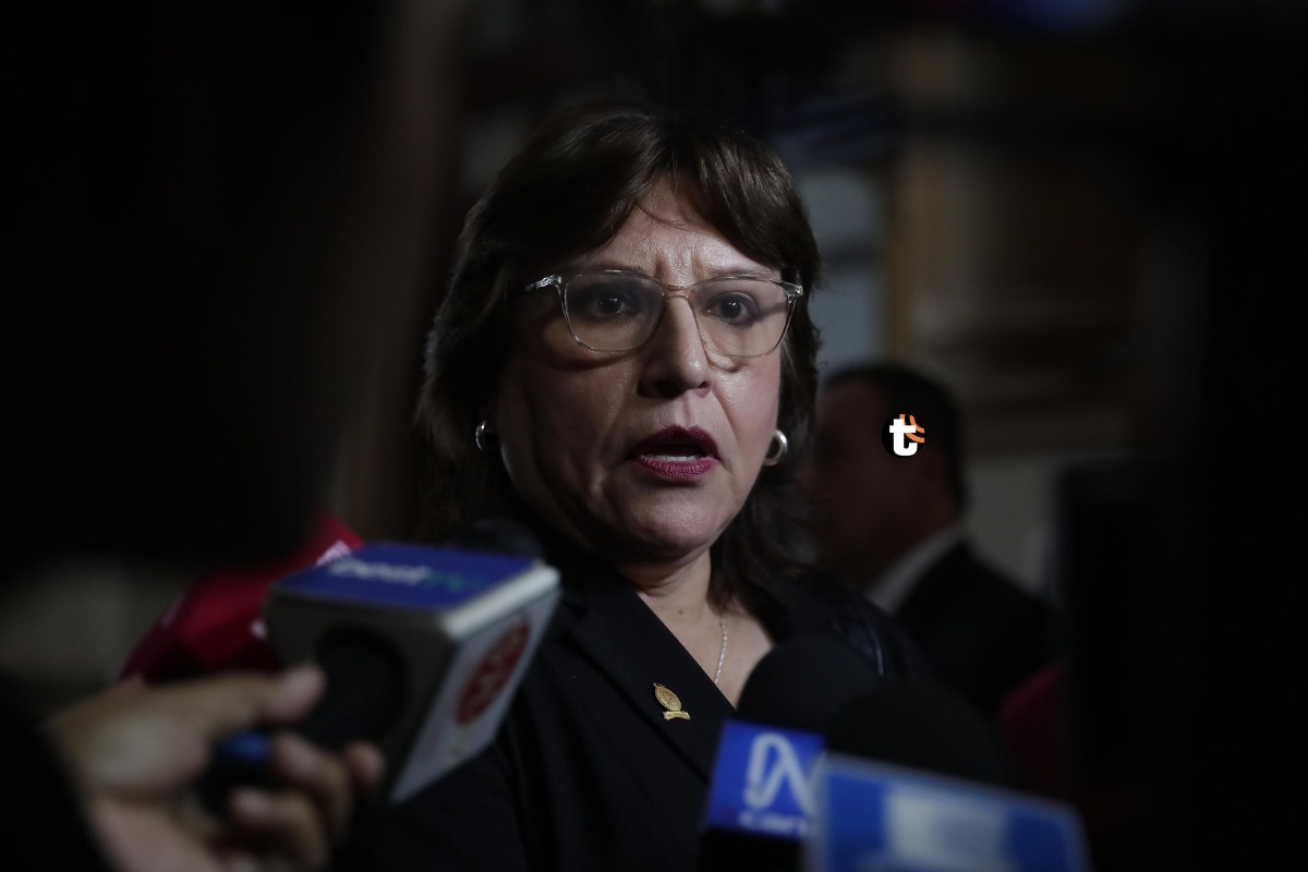Aprueban inhabilitar a Delia Espinoza por 10 años
