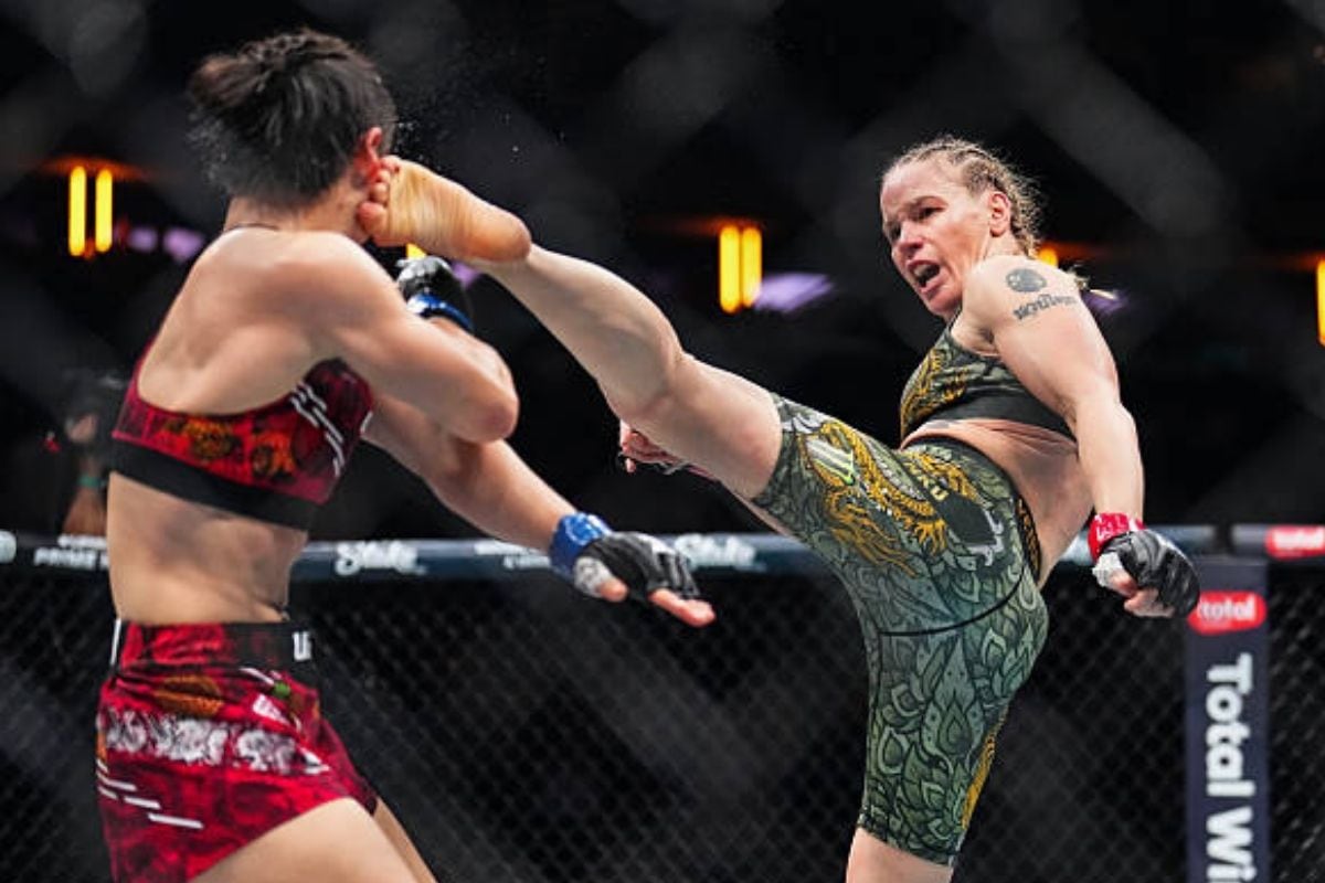 Valentina Shevchenko dio exhibición de MMA ante rival china (Foto: Gety Images)