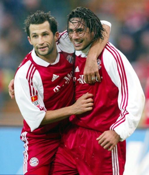 Hasan Salihamidzic junto a Claudio Pizarro en el Bayern Munich, en la temporada 2003-2004.
