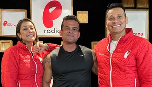 Christian Domínguez visitó a Karla Tarazona en la radio y Luigui Carbajal los echa: “Le brillan los ojitos”