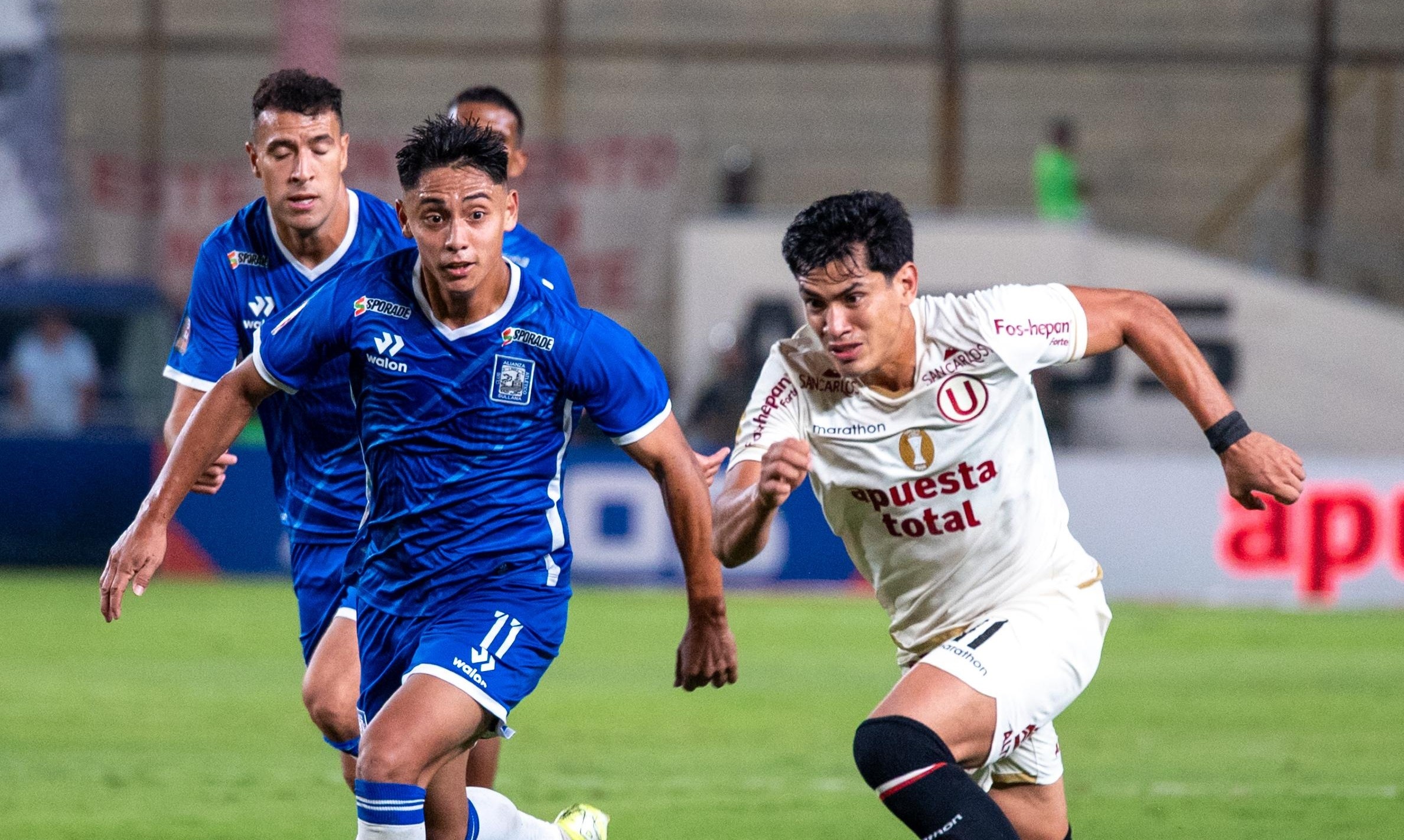Universitario no pudo vulnerar la defensa de Alianza Atlético Sullana y cayó 0-1 en casa. (Fotos: Paloma Del Solar/@photo.gec)