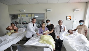 Primeros bebés nacidos en la Navidad 2025: Madres dieron a luz en el Instituto Nacional Materno Perinatal