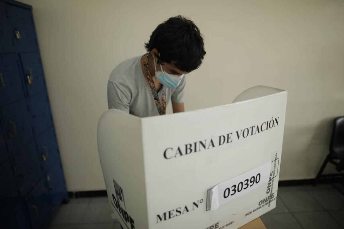 Es importante seguir estas recomendaciones para evitar las fake news en las Elecciones 2022 (Foto: Andina)