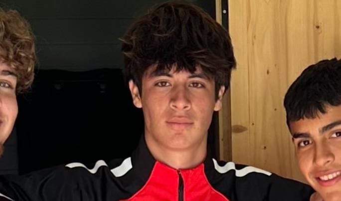 Se declara hincha de Lionel Messi y Barcelona