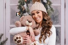 Silvia Cornejo hizo su sesión de fotos navideñas y su esposo Jean Paul Gabuteau brilló por su ausencia