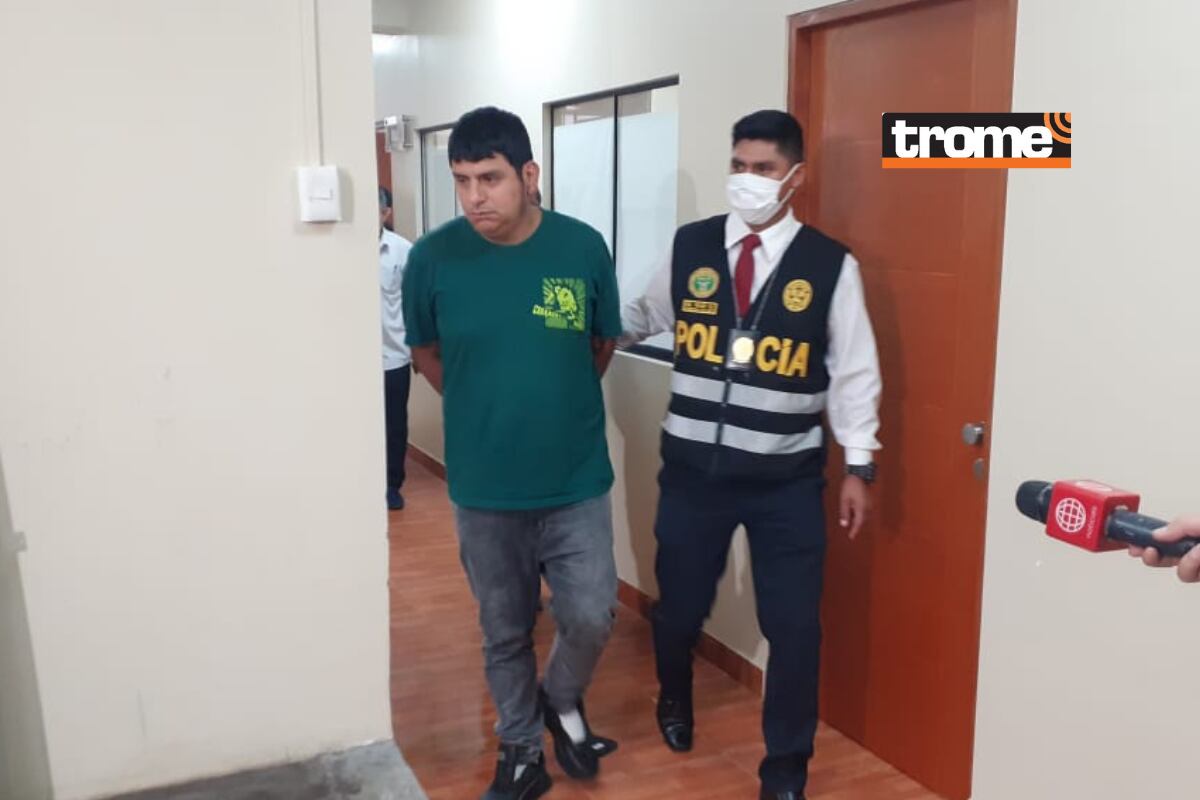 'Jordy' y 'Negro', dos de los presuntos asaltantes de la casa de apuestas 'Villabet', fueron intervenidos. (fotos: Mónica Rochabrum/trome)