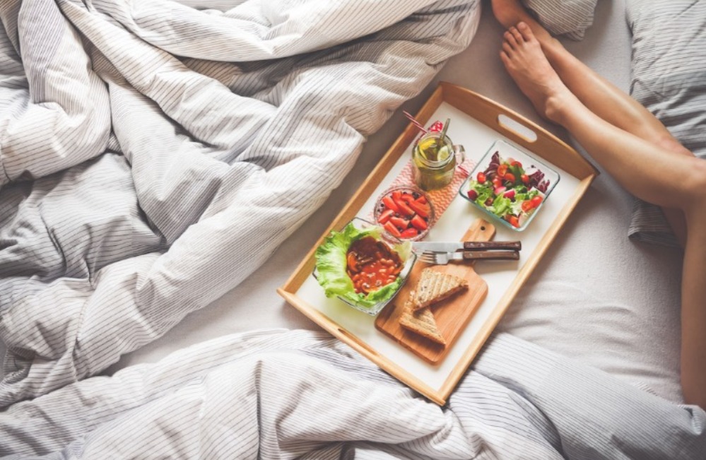 Come bien y duerme bien.