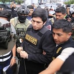 ¡Jhonsson Pulpo rumbo a la Base Naval! Va resguardado en ‘La Bestia’ para cumplir 36 meses de prisión preventiva