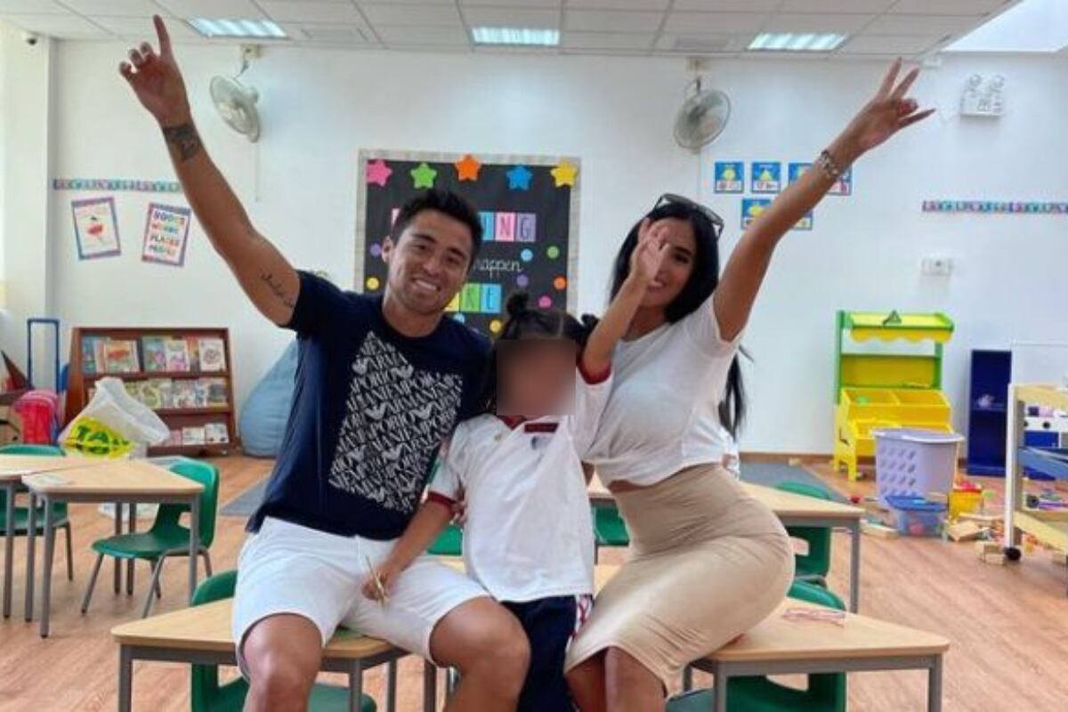 Rodrigo Cuba y Melissa Paredes juntos con su hija