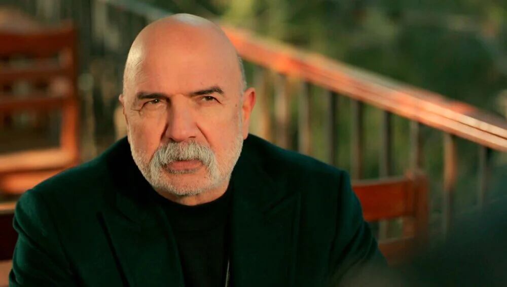 Çolak quiere acercarse a Betül (Foto: Tims & B Productions)