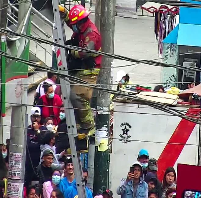 Momento del rescate / Facebook: Bomberos