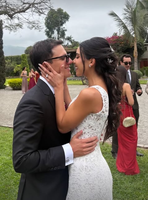 Mafer Neyra se casó este sábado 12 de septiembre con su novio Ernesto Cabieses.