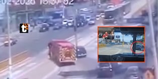 Camión de bomberos estuvo a punto de protagonizar fuerte accidente. Casi choca con taxista imprudente en Chorrillos.