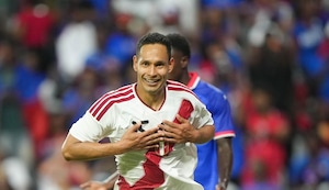 Mira el gol de Renzo Garcés en el Perú - Haití en Miami | VIDEO