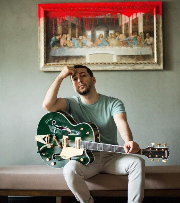 Oguzhan Koç en su faceta de músico (Foto: Oguzhan Koç / Instagram)