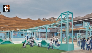 Hacen patio especial para desarrollo de escolares