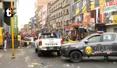 ¡Terror en La Victoria! Sicarios en moto asesinan a un hombre y dejan un herido al frente de la Estación ...