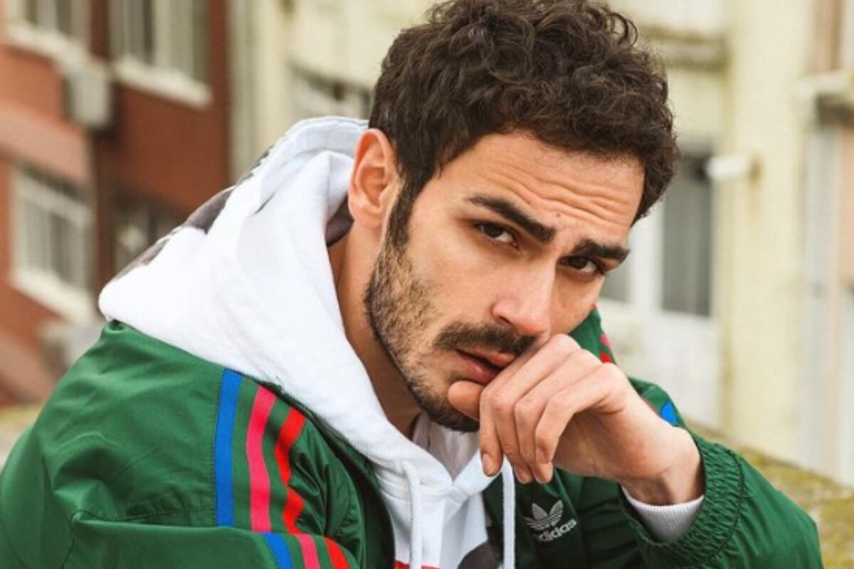 El intérprete actor luciendo un conjunto deportivo (Foto: Erdem Kaynarca / Instagram)