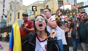 Ciudadanos venezolanos celebran y se reúnen fuera de su Embajada tras la caída de Nicolás Maduro