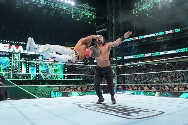 En una noche de grandes emociones, concluyó el reinado de Roman Reigns en WWE. Cody Rhodes es el campeón y la lucha tuvo la intervención de The Rock, The Undertaker y John Cena. (WWE Corp)