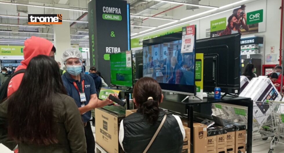 Aumenta la compra de televisores por campaña de junio, a pesar del panorama político inestable. (Foto: Isabel Medina / Trome)