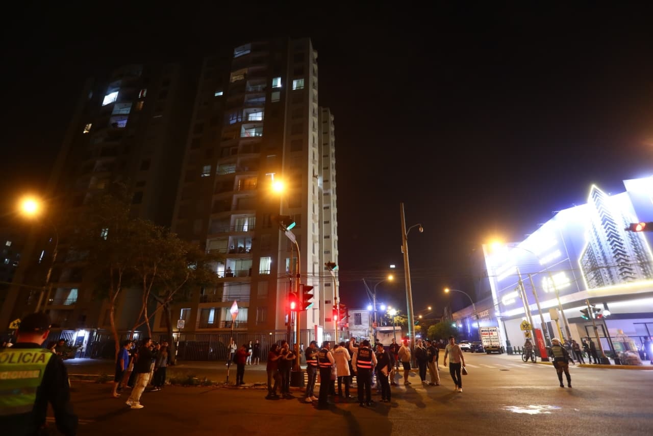 Sangriento episodio generó conmoción en Jesús María. (Fotos:@photo.gec)