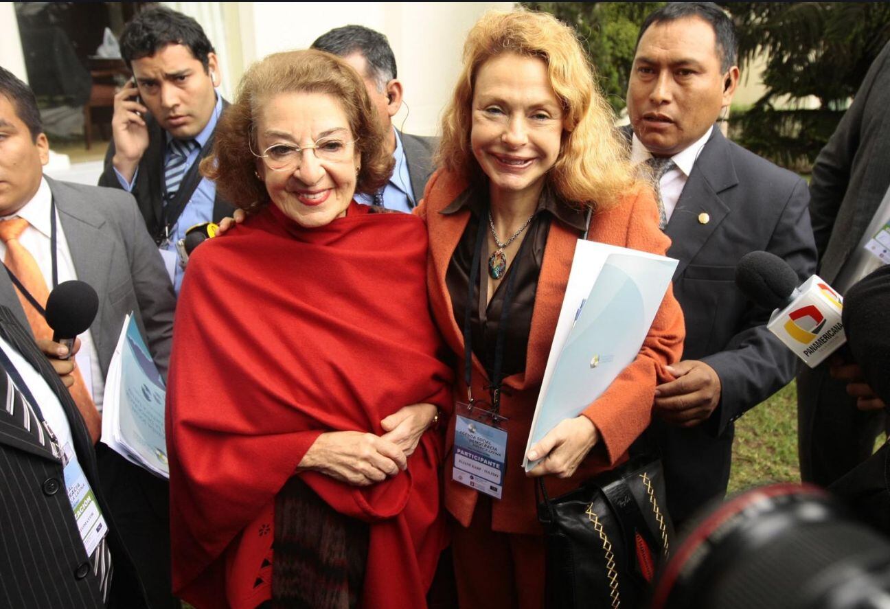 Toledo declaró primero que Eva Fernenbug, madre de Eliane Karp, compró bienes en el Perú con dinero que recibió por ser sobreviviente del Holocausto.