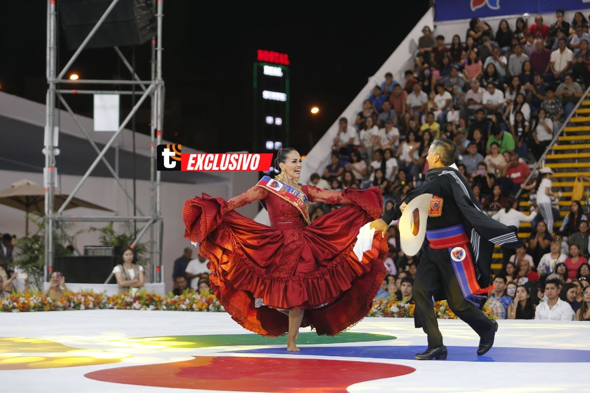 María Teresa Martín y Manuel Vásquez, campeones categoría oro. Foto: Antonio Melgarejo / Trome.