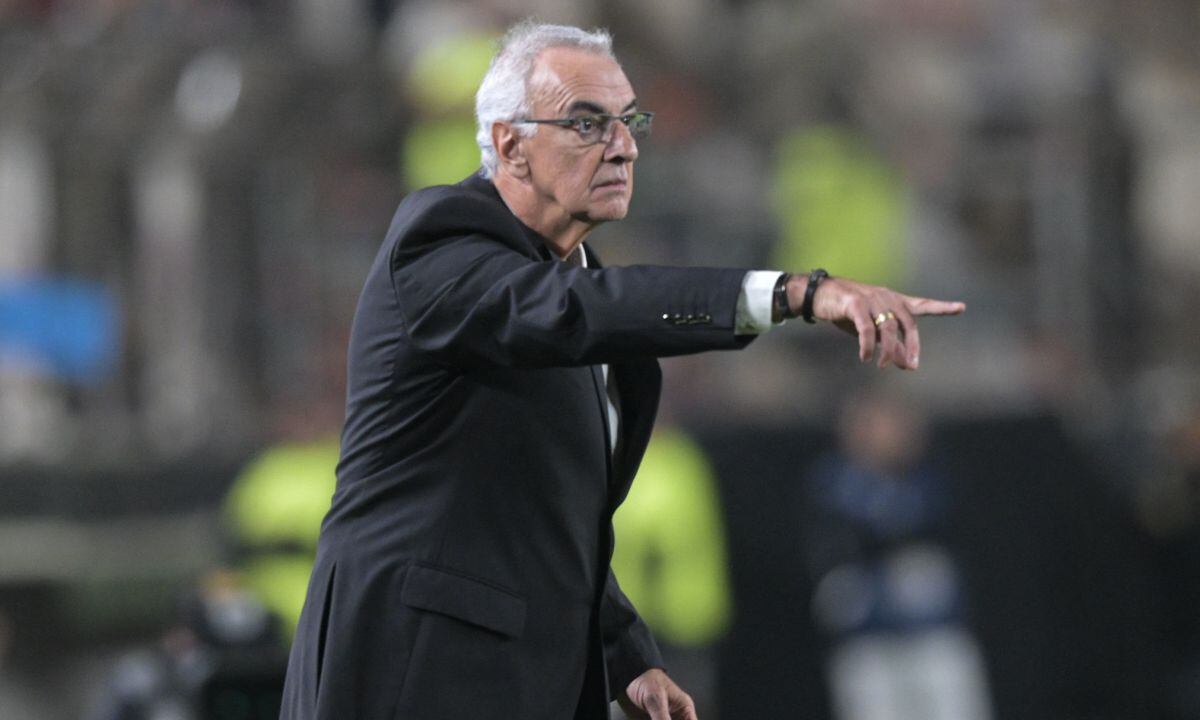 Elejalder Godos, aprueba llegada de Jorge Fossati a la selección. (Foto: AFP)