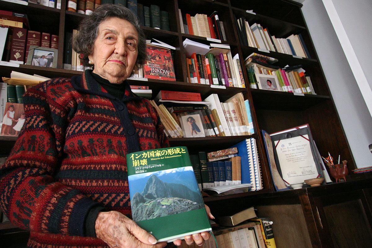 Rostworowski fue directora del Museo Nacional de Historia (1975-1980) e investigadora en el Museo de la Cultura Peruana. Algunas de sus obras están orientadas a campos tan diversos como los estudios de género (La mujer en la época prehispánica, 1986) o la permanencia y cristianización de cultos precolombinos (Pachacamac y el Señor de los Milagros: una trayectoria milenaria, 1992).