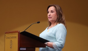 Dina Boluarte, sin reactivación económica y crímenes desde las cárceles; en ‘Picantitos’ de El Búho