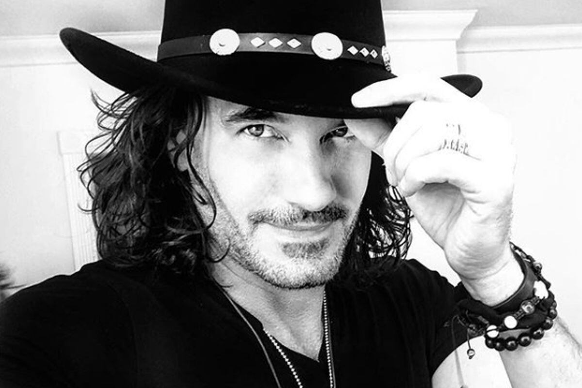 Mario Cimarro, en 1998, protagonizó en Florida la telenovela La mujer de mi vida, al lado de la actriz venezolana Natalia Streignard,de quien se enamoró y casó al año siguiente, pero la relación sólo duró hasta el 2006 (Foto: Instagram de Mario Cimarro)