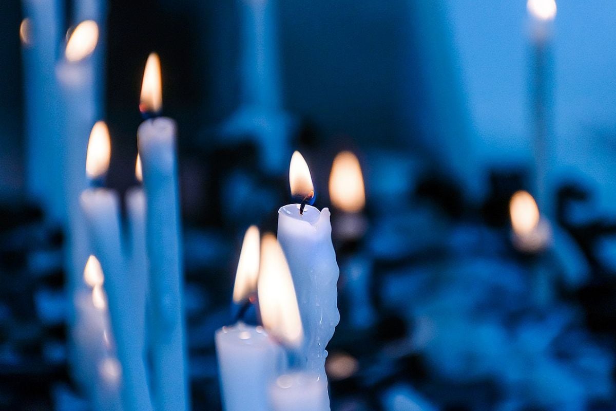 Aunque encienden cantidad velas, varios no saben cuál es el significado de cada una (Foto: Pixabay)