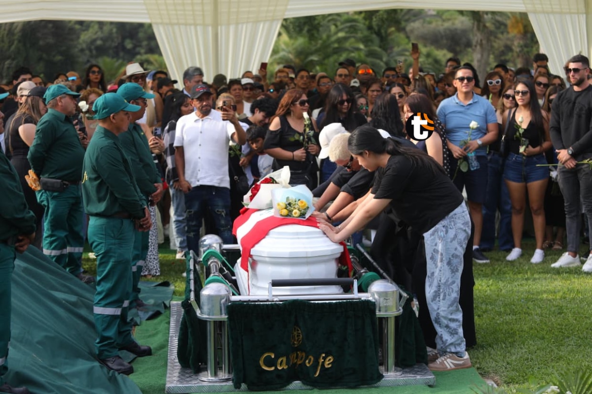 Hijos y esposa de Manolo Rojas protagonizaron tristes momentos de dolor. (Fotos: Antonio Melgarejo /@photo.gec)