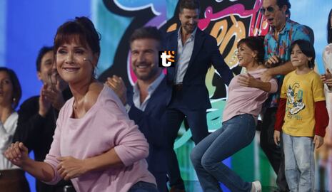 Mónica Sánchez se resbaló y casi sufre aparatosa caída en conferencia de prensa de la telenovela ‘Eres mi...