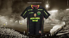 Universitario presenta nueva camiseta alterna: “Marcando el ritmo, dentro y fuera de la cancha”