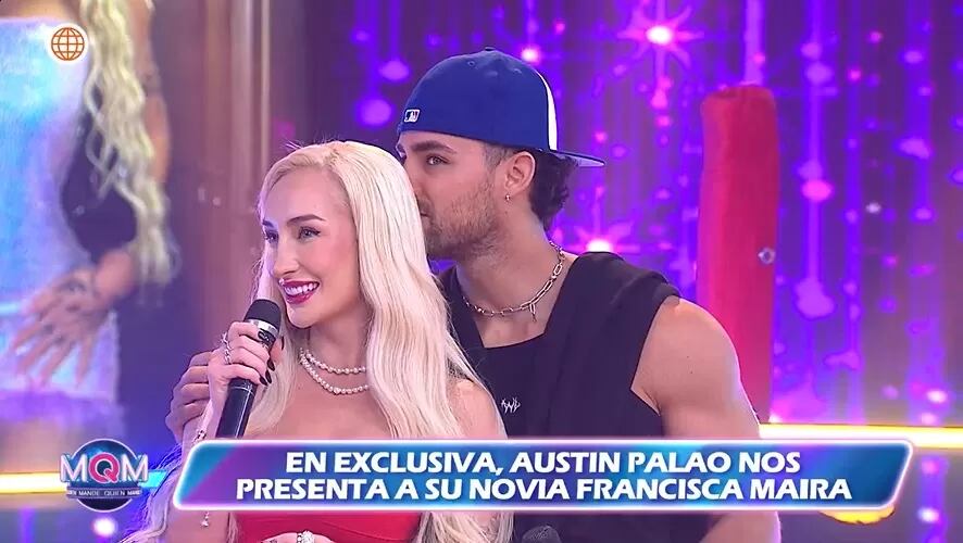 Austin Palao presentando a Fran Maira como su pareja en programa 'Mande quien mande'.