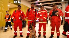 ¡Héroes de regreso! Bomberos peruanos vuelven de Venezuela tras rescatar con vida a una mujer atrapada 86 horas