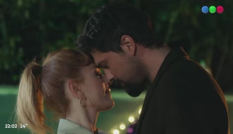 Ferman y Beliz se dieron el beso de la reconciliación (Foto: MF Yapim)